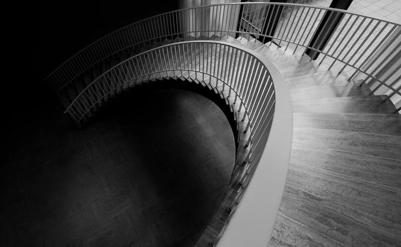 Étape 2 : Comprendre les contraintes structurelles (l'ennemi invisible)
