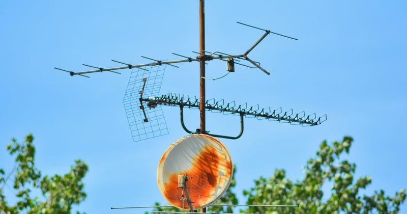 Antenne TNT extérieure haute performance : la solution pour une réception parfaite
